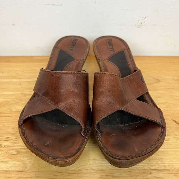 Born brown leather heeled sandals. Size 6 - Picture 2 of 5